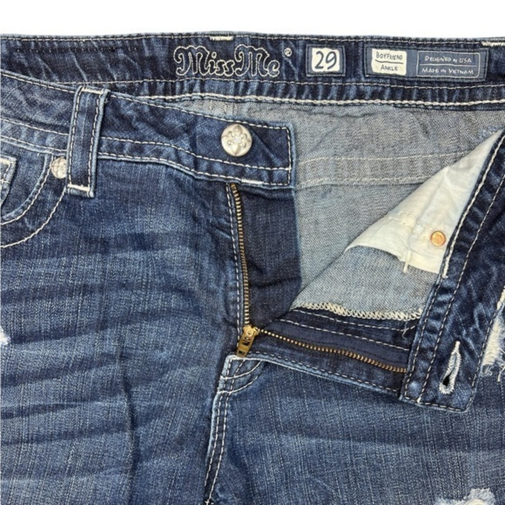 Miss Me Jeans Boyfriend Ankle Size 29 Medium‎ Wash JB5151A135 Distressed patches - Picture 6 of 12